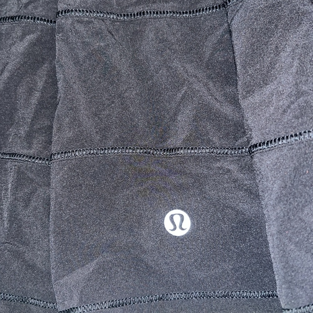Lululemon Pace Rival Skirt, Cincinnati Bearcats, Size 12 - Picture 11 of 14